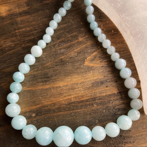 AQUAMARINE BUBBLE SHORT STATEMENT NECKLACE - Picture 3 of 13